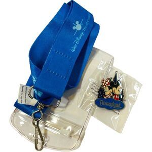 NEW Disneyland Resort Blue Lanyard Pass Holder With‎ Mickey & Minnie Pin